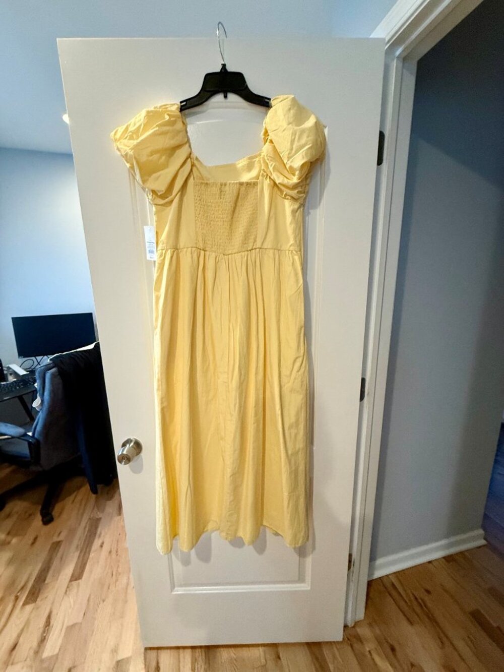 A New Day Women's Puff Short Sleeve Smocked Back Dress- Size L - Picture 2 of 2